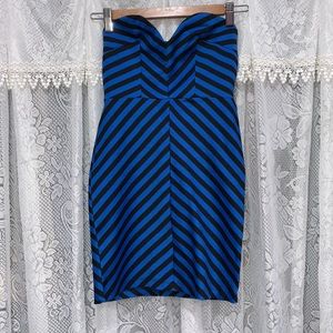 Strapless stripes blue dress